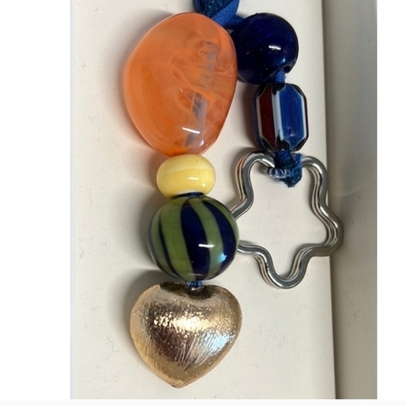 🧡🔹️MACRAE🔹️ Multicolor Whimsical Key Chain Bag Charm - Picture 3 of 4